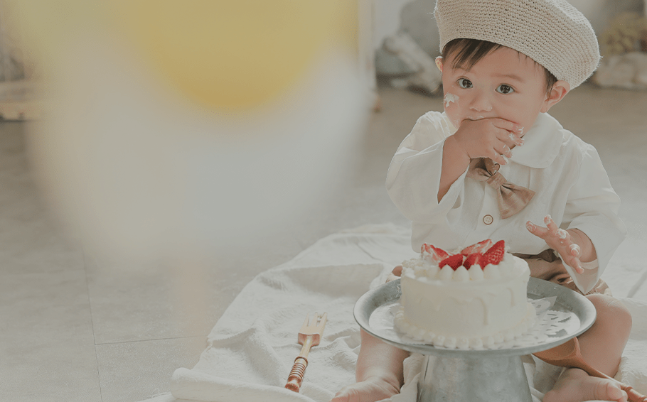 お子さまの大切な瞬間を写真に残そう！ 誕生日・七五三・お宮参り スマッシュケーキ etc.